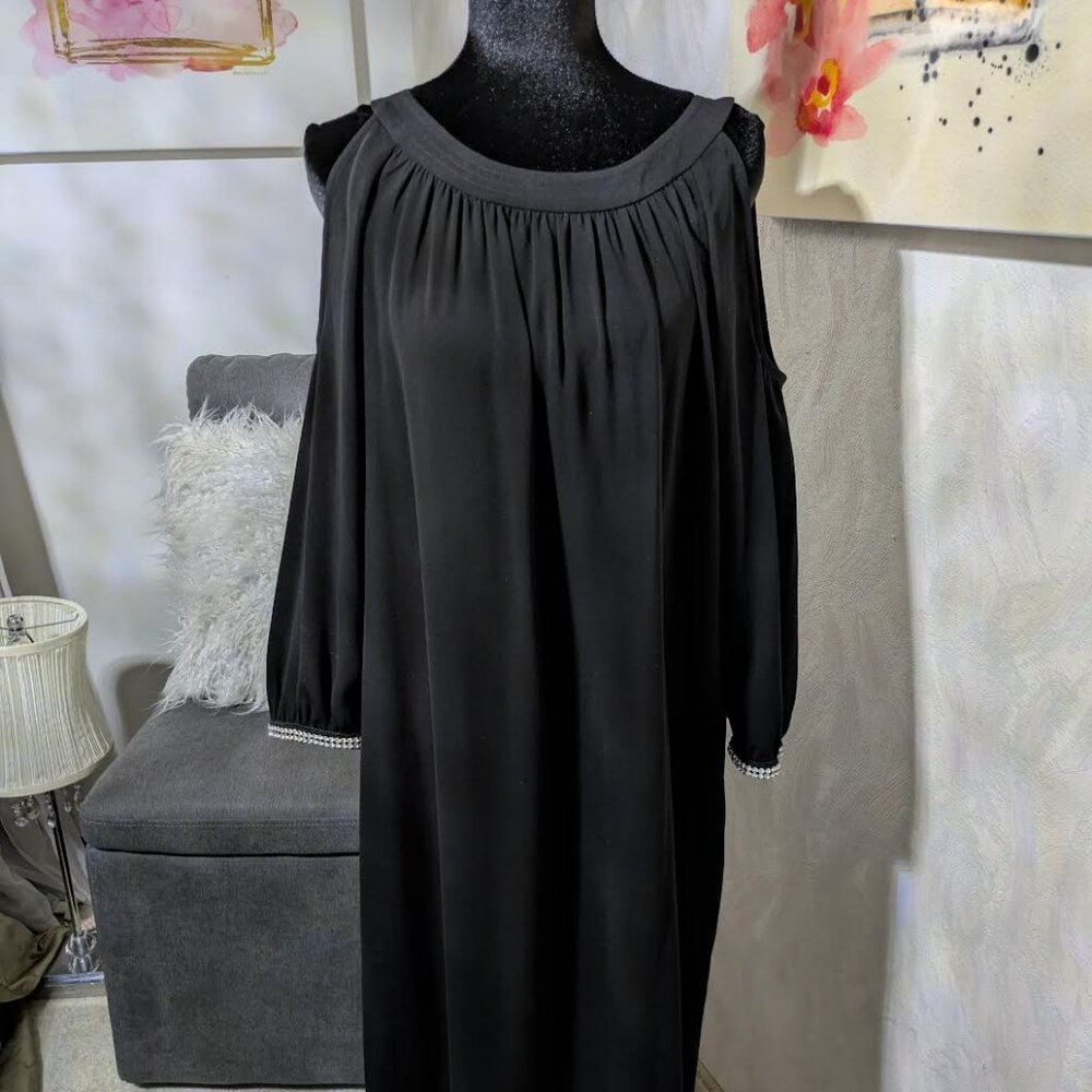 BARE SHOULDER,, NINE WEST DRESS,  COLOR BLACK WITH RHINESTONE CUFFS.